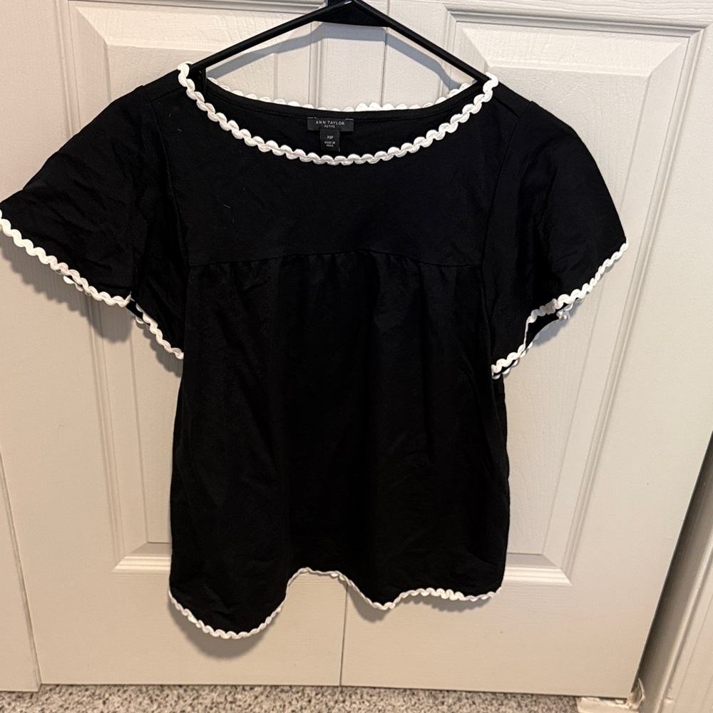 Ann Taylor Black Short-Sleeve blouse with White Scalloped Trim
